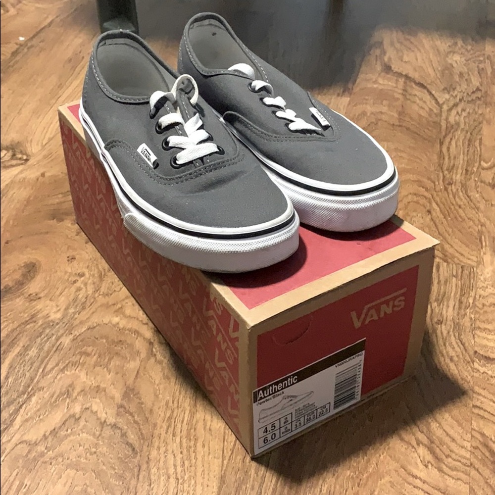 Authethic Pewter/Black Vans Women